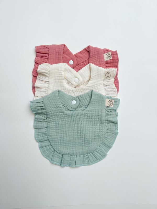 Stikkilolo Frill Bib